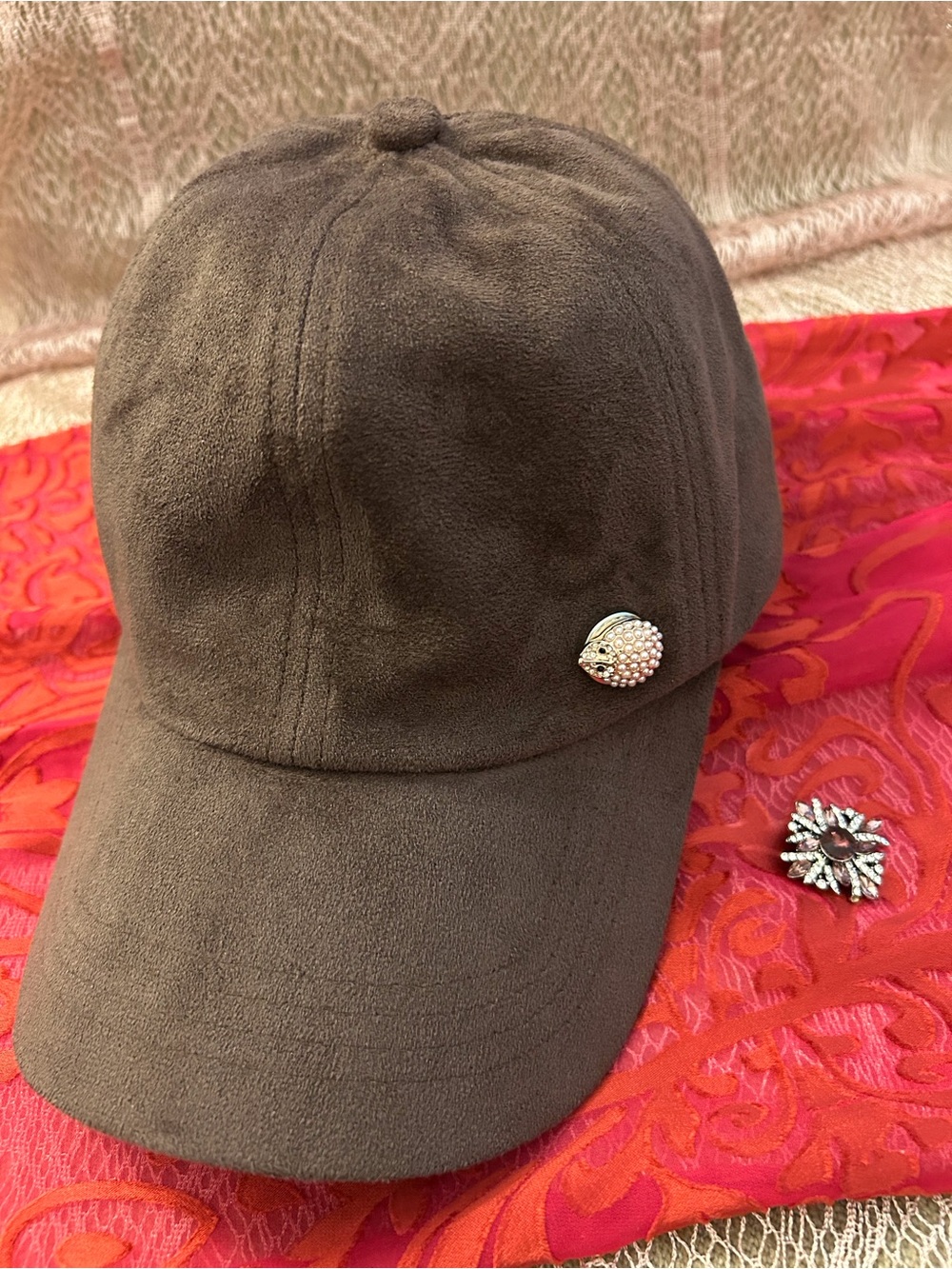 Brown Suede-Style Baseball Cap with Magnolia and Vine Hedgehog 18mm Snap